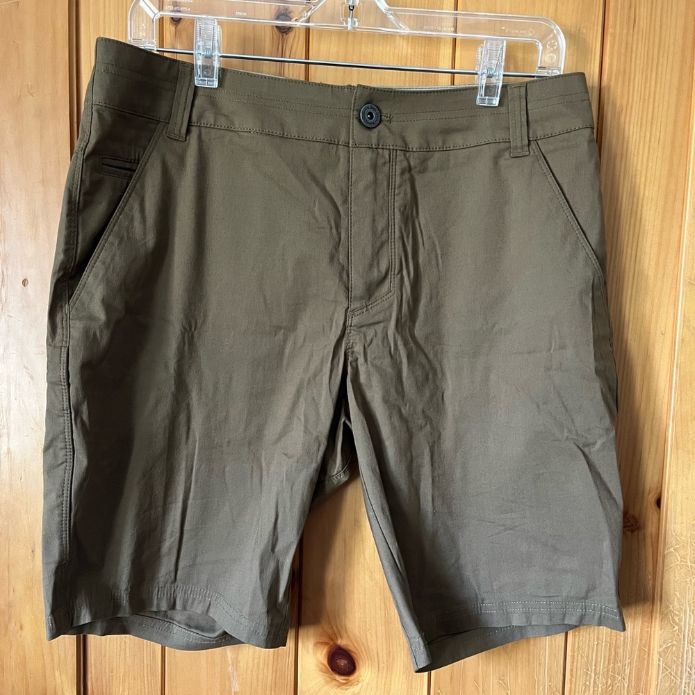 KÜHL tan shorts | size 31 waist
